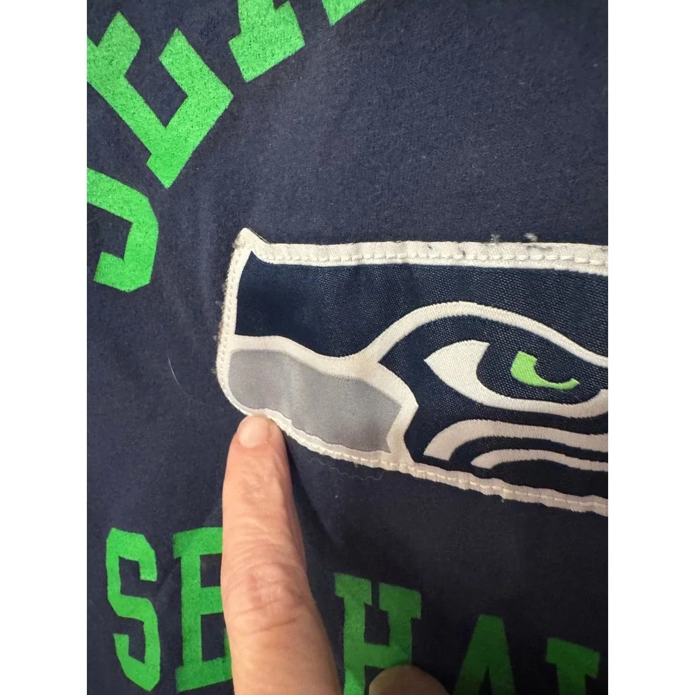 NFL Team Apparel Seattle Seahawks Navy Blue Graphic T-Shirt Mens XL Short Sleeve - Picture 2 of 5